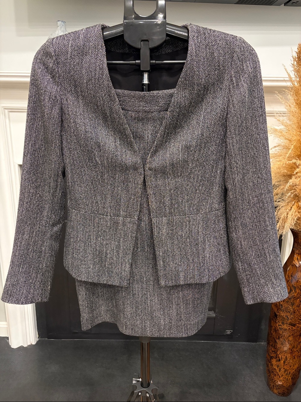 Ann Taylor Tweed Three Piece Suit Jacket, pencil skirt & Ankle Pants - Charcoal